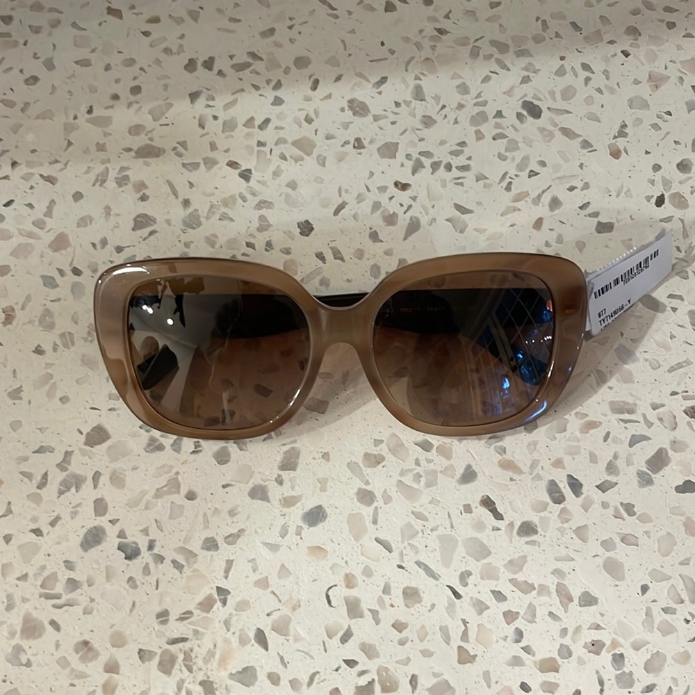 Tory Burch Sunglasses TY 7149 U 180813 Milky Brown Tortoise
